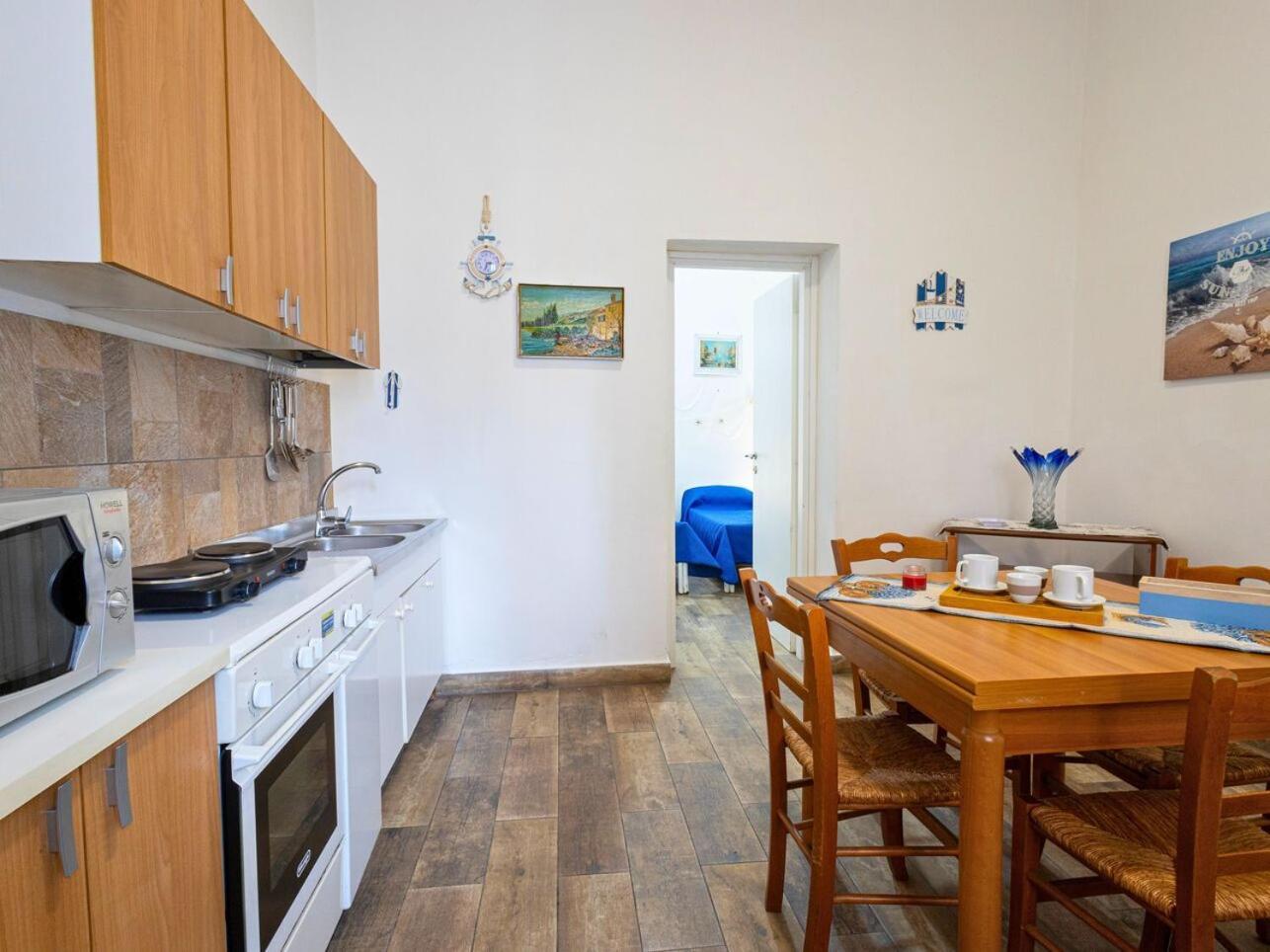 Lovely Apartment In Palermo-Sferracavallo מראה חיצוני תמונה