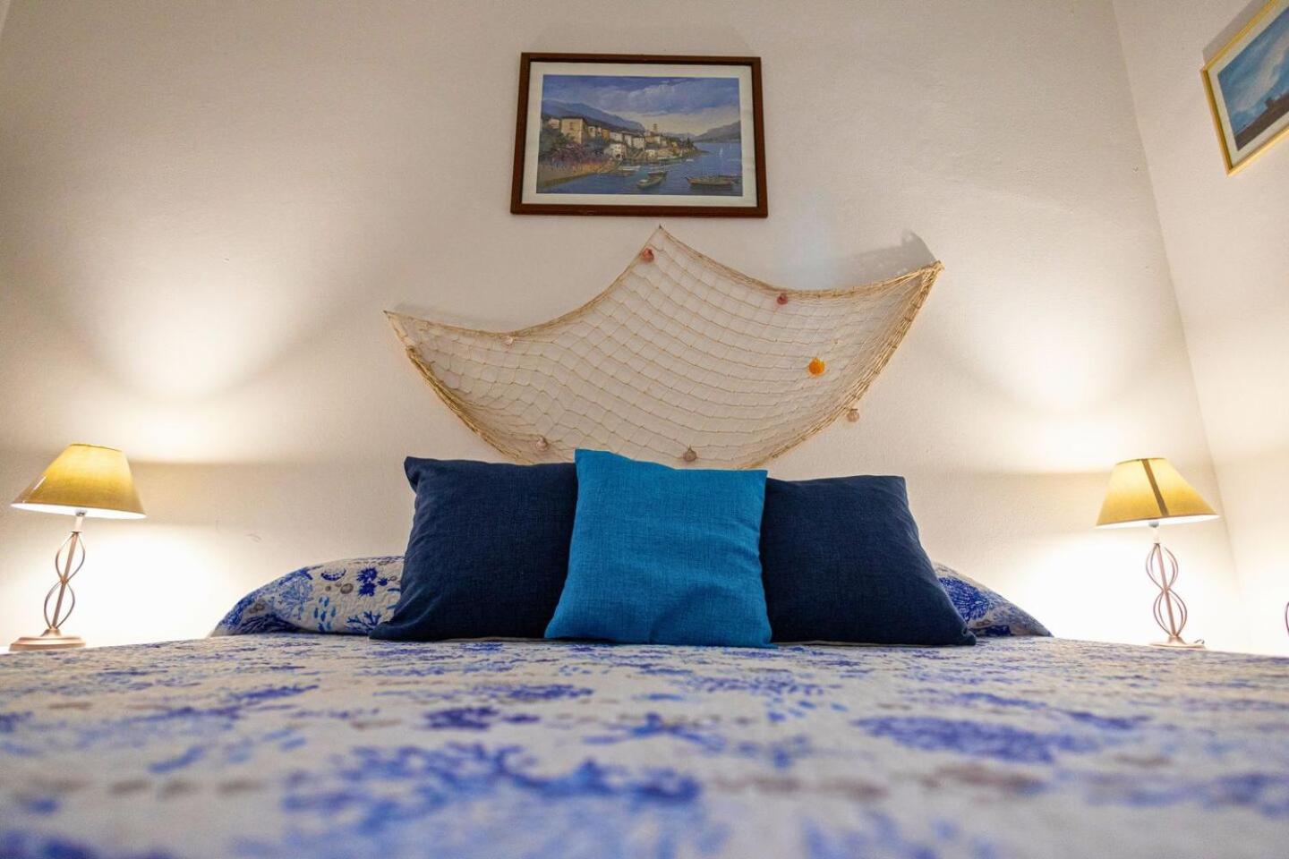 Lovely Apartment In Palermo-Sferracavallo מראה חיצוני תמונה